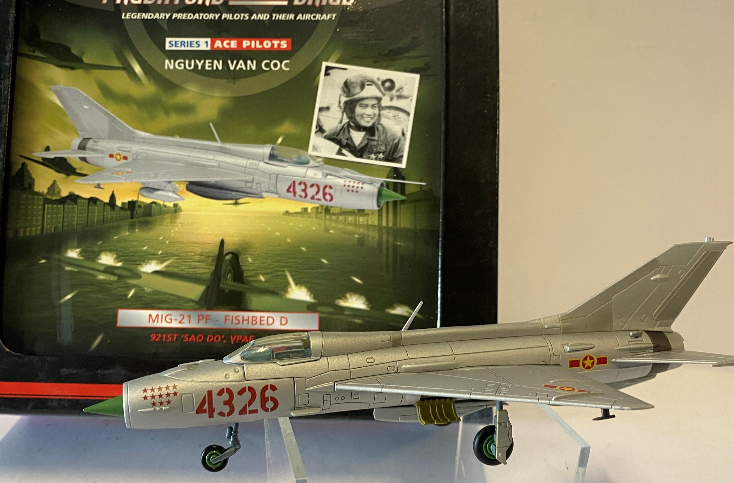 Aircraft Corgi Mig 21 Corgi Mig 21 Fishbed (Nyguyen Van Coc) 1:72 Cg32