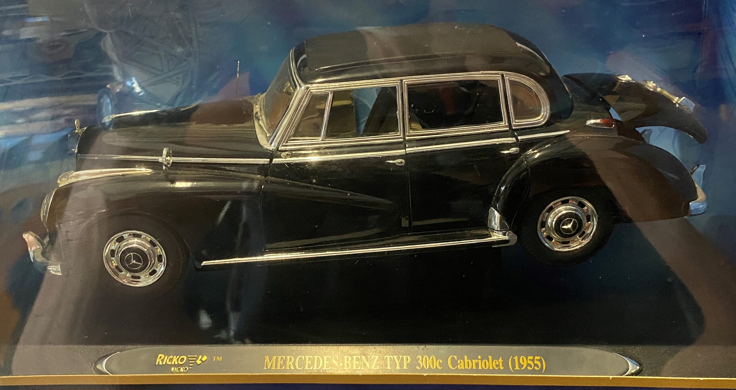 Ricko Ricko Mercedes Benz '55 TYP. 300c 1:18 - Big Bill's Die Cast