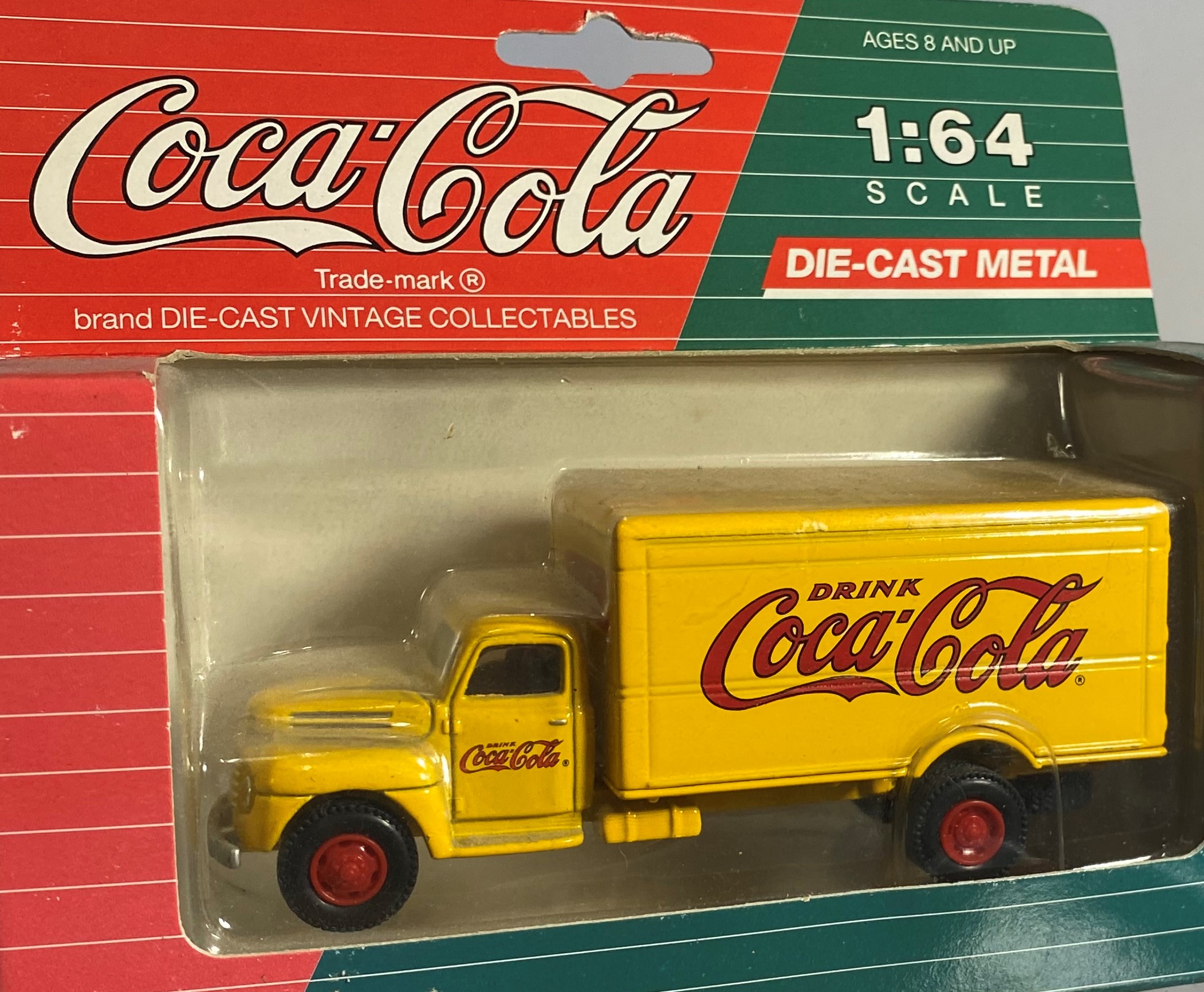 Ertl Coca Cola Box Truck 164 Big Bill's Die Cast