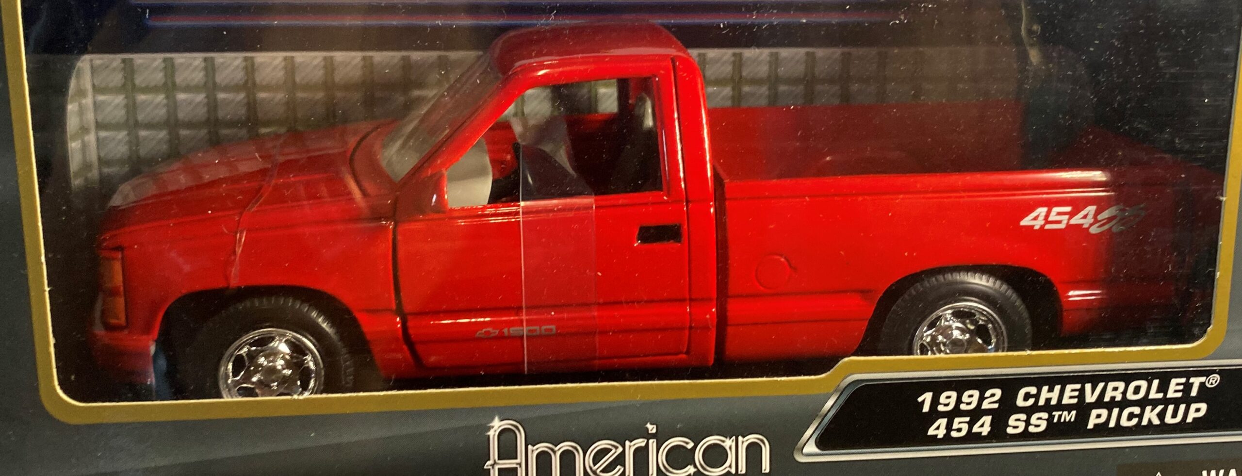 motor-max-92-chevy-454-ss-pickup-1-24-big-bill-s-die-cast