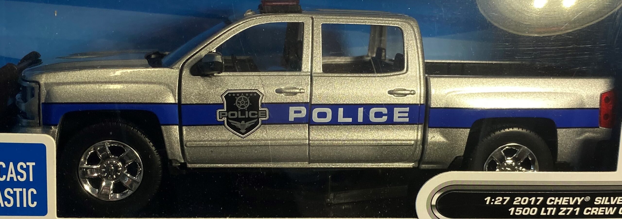 Motor Max '17 Chevy Silverado 1500 Lti Z71 Po 1lice Big Bill's Die Cast