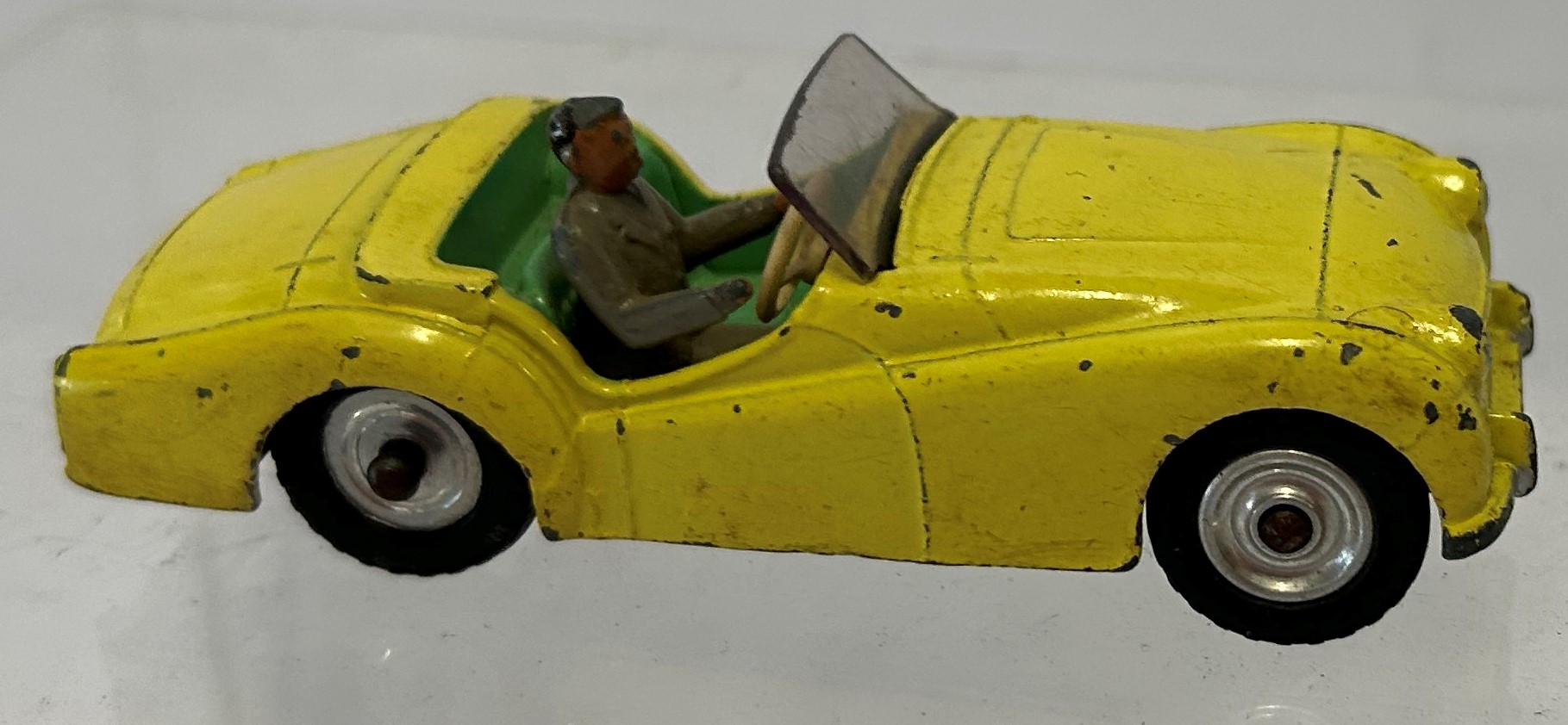 Figurine Black Et Mortimer Triumph TR2 - Occasion Bon état - Collection Voiture Vintage